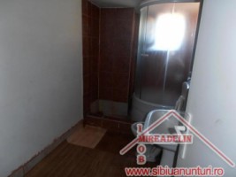 inchiriez-garsoniera-la-casa-ultracentral-2