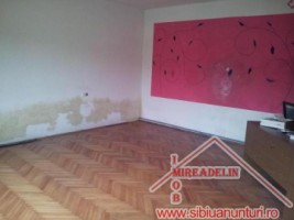 vand-casa-5-camere-piata-cluj-2
