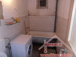 vand-apartament-2-camere-broscarie-4
