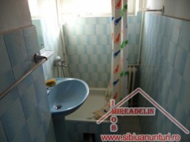 inchiriez-casa-6-camere-zona-luptei-9