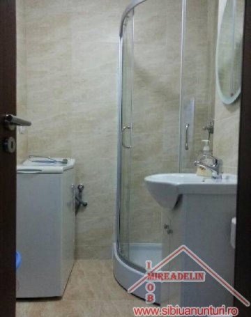 inchiriez-garsoniera-zona-mihai-viteazu-4
