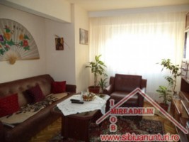 vand-apartament-3-camere-valea-aurie-1