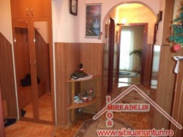 vand-apartament-3-camere-valea-aurie-8