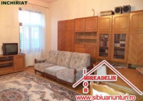 inchiriez-apartament-3-camere-zona-parcul-sub-arini