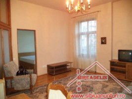 inchiriez-apartament-3-camere-zona-parcul-sub-arini-1