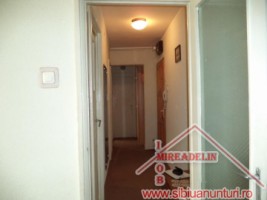 inchiriez-apartament-2-camere-vasile-aaron-5