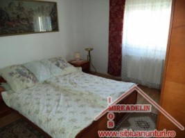 inchiriez-apartament-3-camere-strand-1