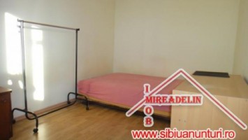 vand-apartament-2-camere-zona-mihai-viteazu-2