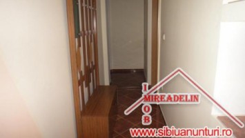 vand-apartament-2-camere-zona-mihai-viteazu-4