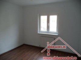 inchiriez-apartament-3-camere-turnisor-2
