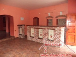 inchiriez-spatiu-comercial-240-mp-zona-ultracentrala-2