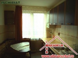 inchiriez-apartament-3-camere-zona-milea