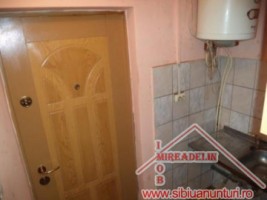 vand-camera-zona-compa-4