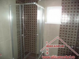 vand-casa-4-camere-zona-rezidentiala-sura-mare-12