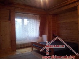 inchiriez-apartament-la-casa-3-camere-central-4
