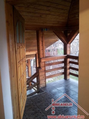 inchiriez-apartament-la-casa-3-camere-central-8