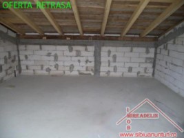 vand-casa-4-camere-zona-rezidentiala-sura-mare