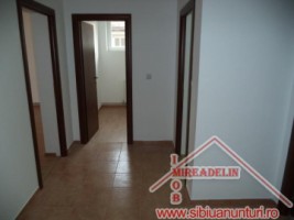 inchiriez-spatiu-birouri-105-mp-zona-nicolae-iorga-8