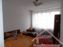 vand-apartament-2-camere-mihai-viteazu-1