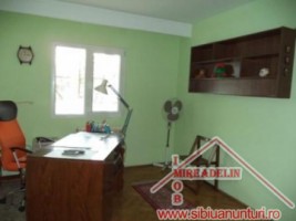 inchiriez-apartament-4-camere-zona-parc-sub-arini-6