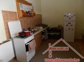 inchiriez-camera-la-casa-str-nicolae-titulescu-2