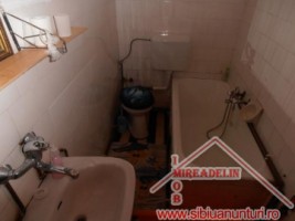 inchiriez-camera-la-casa-str-nicolae-titulescu-3