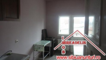 inchiriez-spatiu-birouri-60-mp-selimbar-3