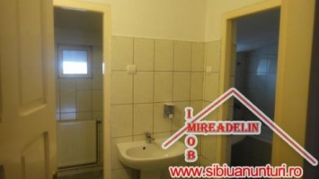inchiriez-spatiu-birouri-60-mp-selimbar-4