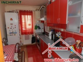 inchiriez-apartament-3-camere-zona-vasile-aaron