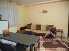 inchiriez-mansarda-2-camere-strada-miraslau-1