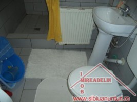 inchiriez-mansarda-2-camere-strada-miraslau-5