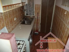 inchiriez-apartament-3-camere-aleea-calarasilor-4