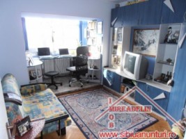 vand-apartament-4-camere-zona-garii-4