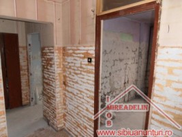 vand-urgent-apartament-2-camere-decomandate-mihai-viteazu-5