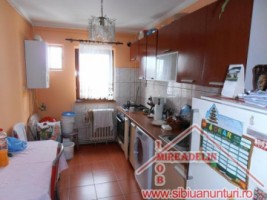 inchiriez-apartament-3-camere-calea-dumbravii-4