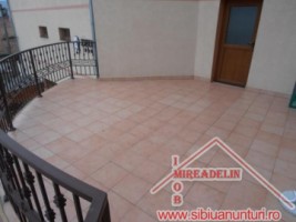 vand-pensiune-zona-resita-7