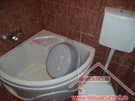 inchiriez-apartament-2-camere-40-mp-ultracentral-2
