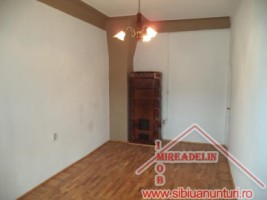 vand-garsoniera-la-casa-ultracentral-1