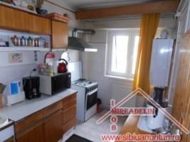 vand-apartament-5-camere-110-mpturnisor-6