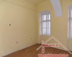 inchiriez-spatiu-comercial-18-mpzona-ultracentrala-2
