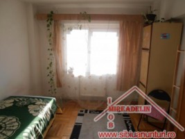 inchiriez-apartament-3-camere-mihai-viteazu-2