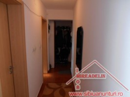 vand-apartament-2-camere-zona-mihai-viteazu-4
