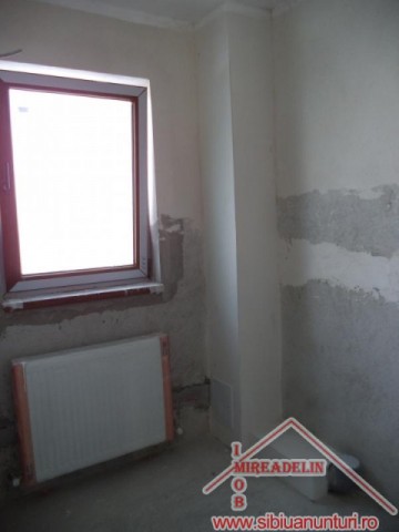 vand-vila-in-duplex-pe-sura-mica-4