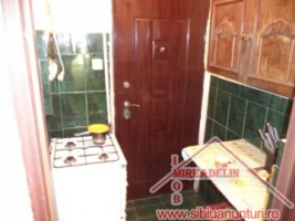 vand-camera-zona-compa-3