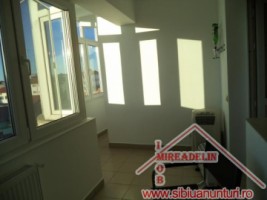 vand-apartament-4-camere-turnisor-10