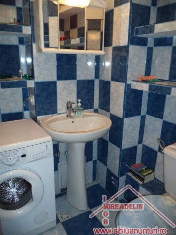 inchiriez-apartament-4-camere-turnisor-5
