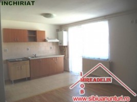 inchiriez-mansarda-3-camere-valea-aurie