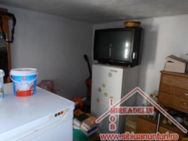 vand-casa-3-camere-in-rasinari-zona-centrala-6