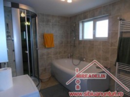 vand-penthouse-de-lux-zona-mihai-viteazu-8