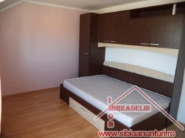 inchiriez-mansarda-3-camere-str-verzariei-6